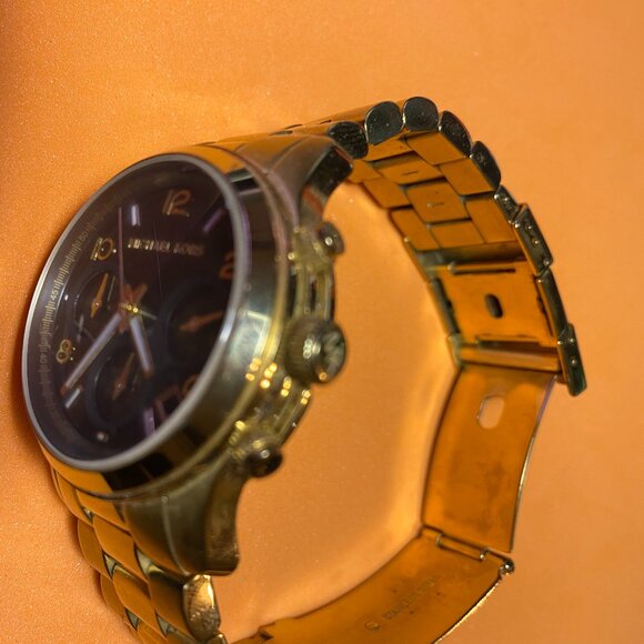 Michael Kors Ladies Black/Yellow Gold Toned Watch main image 4